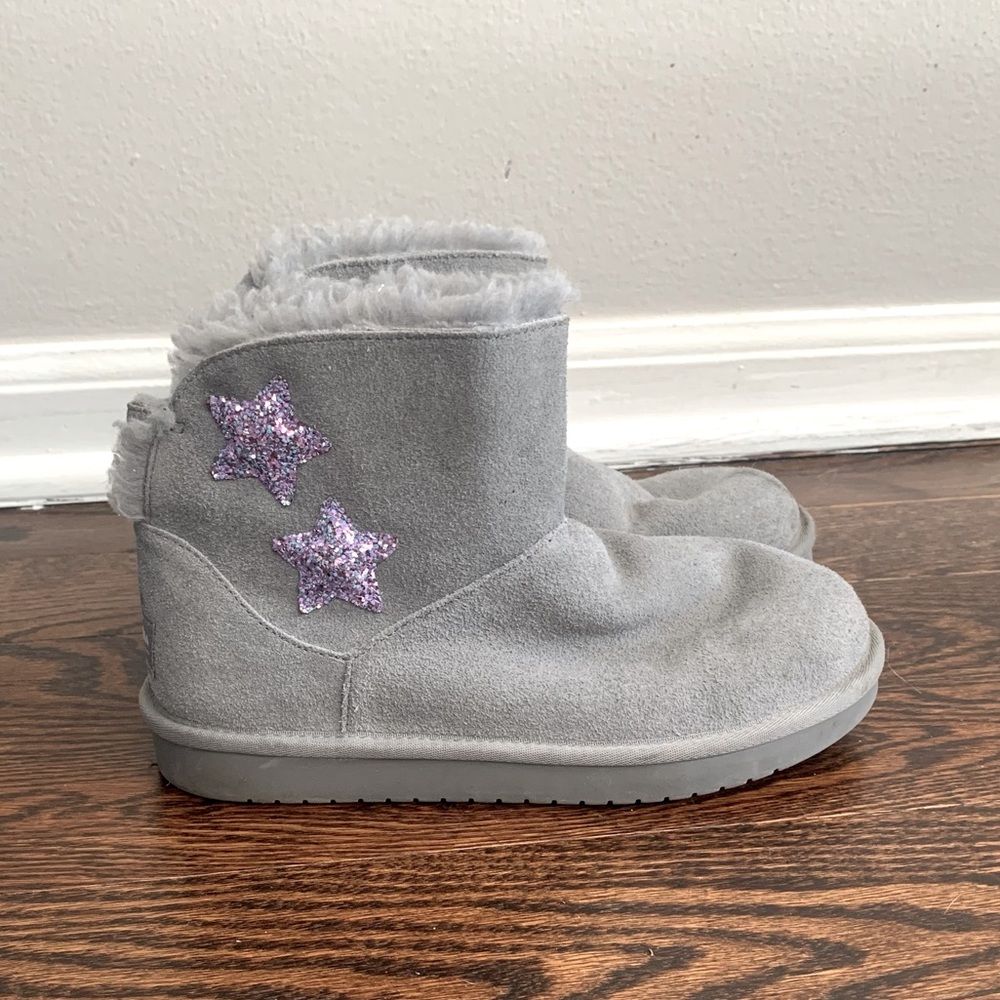 Girls size 3 Koolaburra boots